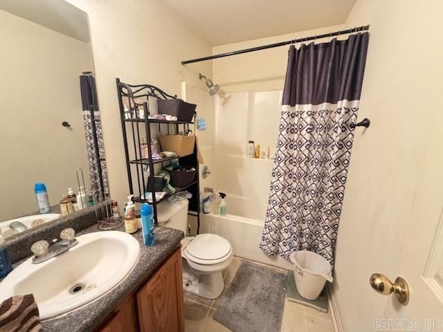 217 N Washington Avenue, England, AR 72046