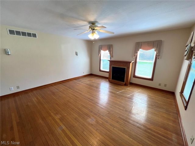 2077 King Drive, Stow, OH 44224