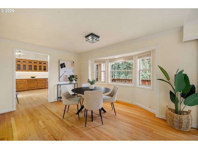 2323 W 28TH Ave, Eugene, OR 97405