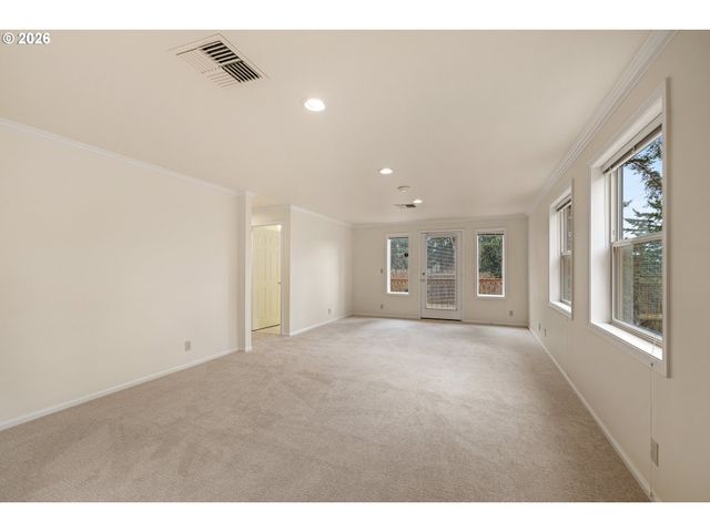 2323 W 28TH Ave, Eugene, OR 97405