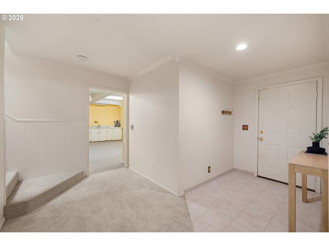 2323 W 28TH Ave, Eugene, OR 97405