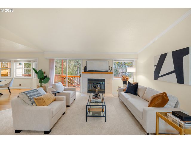 2323 W 28TH Ave, Eugene, OR 97405