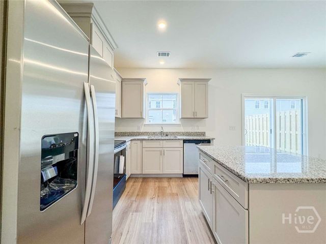 80 Beaumont Drive, Hinesville, GA 31313