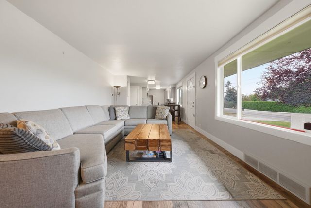 11820 E Mission Ave, Spokane Valley, WA 99206