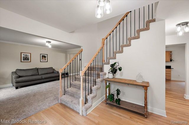 24435 Nantucket Drive, Novi, MI 48374