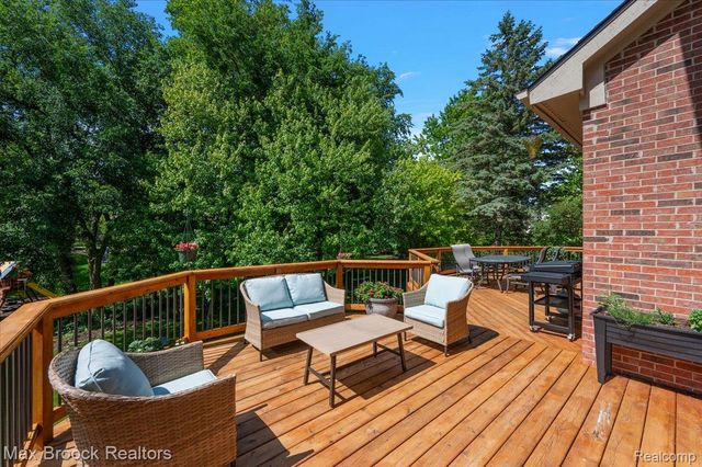 24435 Nantucket Drive, Novi, MI 48374
