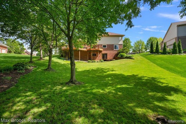 24435 Nantucket Drive, Novi, MI 48374