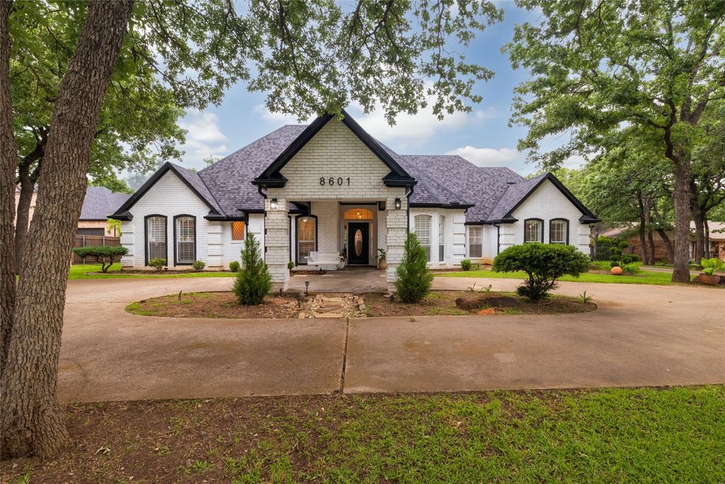 8601 Clay Hibbins Road, Keller, TX 76248