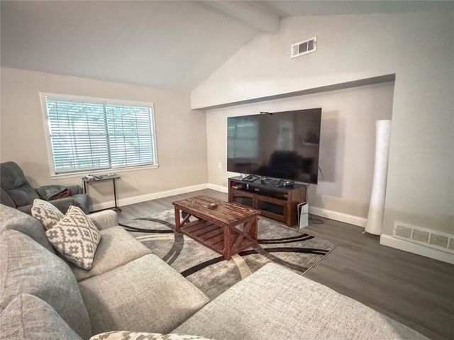 604 Cooper Street, Ennis, TX 75119