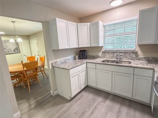 604 Cooper Street, Ennis, TX 75119