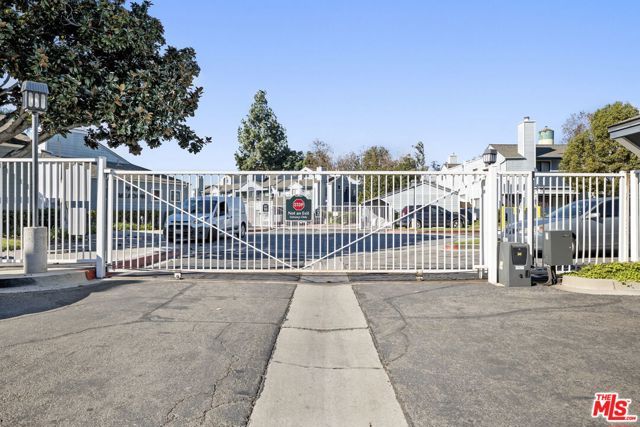 7316 Quill Drive 8, Downey, CA 90242