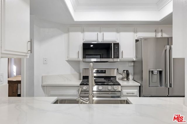 7316 Quill Drive 8, Downey, CA 90242