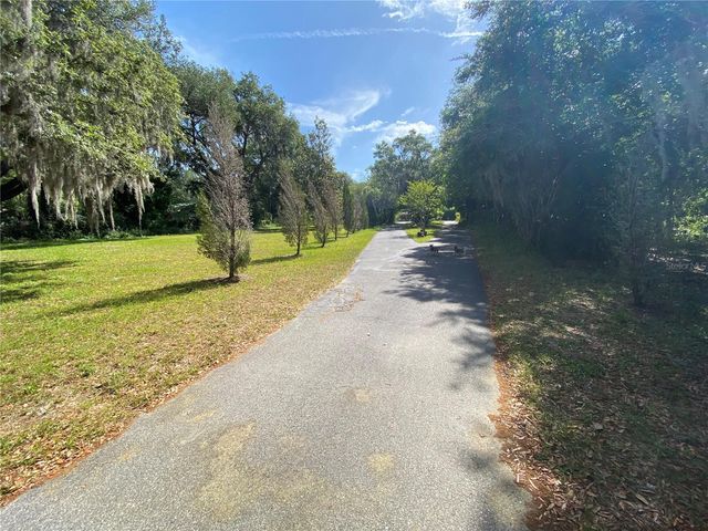 3810 AUTUMN PALM DRIVE, Zephyrhills, FL 33541
