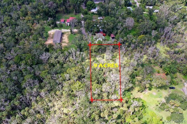 10487 W Palmetto Street, Homosassa, FL 34448