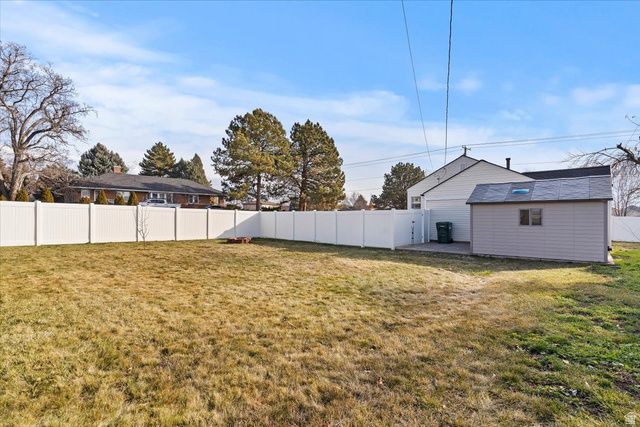9 COLONIAL, Layton, UT 84041