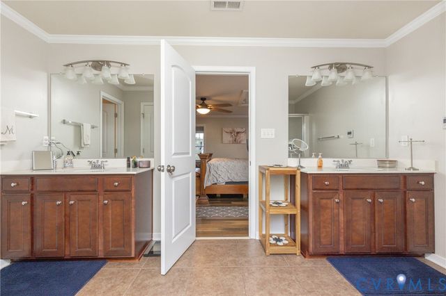 11306 Longtown Dr, Midlothian, VA 23112
