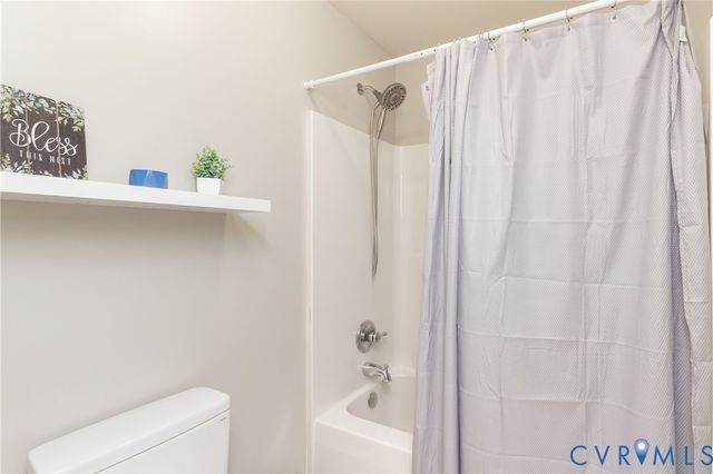 11306 Longtown Dr, Midlothian, VA 23112