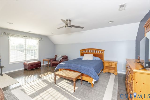 11306 Longtown Dr, Midlothian, VA 23112