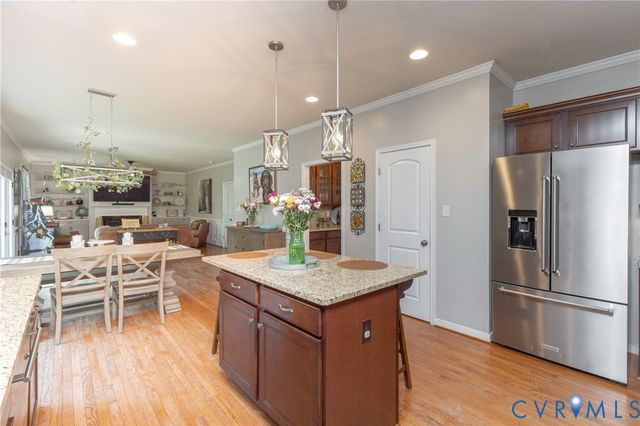 11306 Longtown Dr, Midlothian, VA 23112