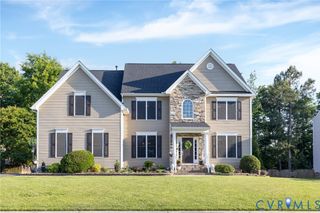 11306 Longtown Dr, Midlothian, VA 23112