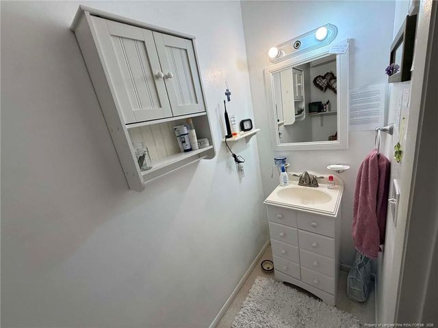 487 Wright Road, Vass, NC 28394