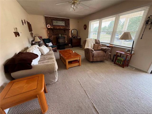 487 Wright Road, Vass, NC 28394