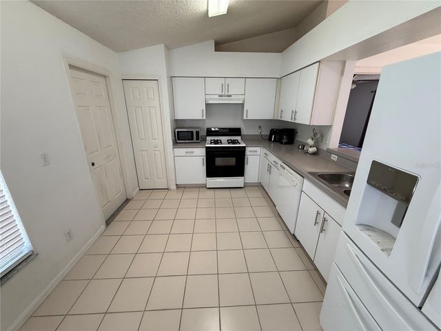 11755 FOXGLOVE DRIVE, Clermont, FL 34711