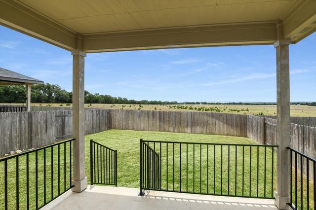 212 Prairie Song LN, Liberty Hill, TX 78642