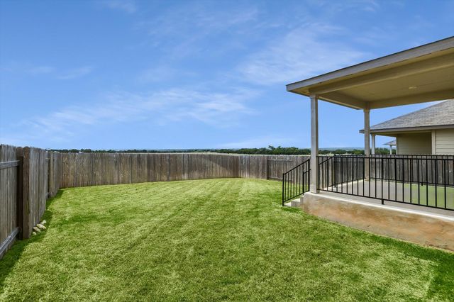 212 Prairie Song LN, Liberty Hill, TX 78642