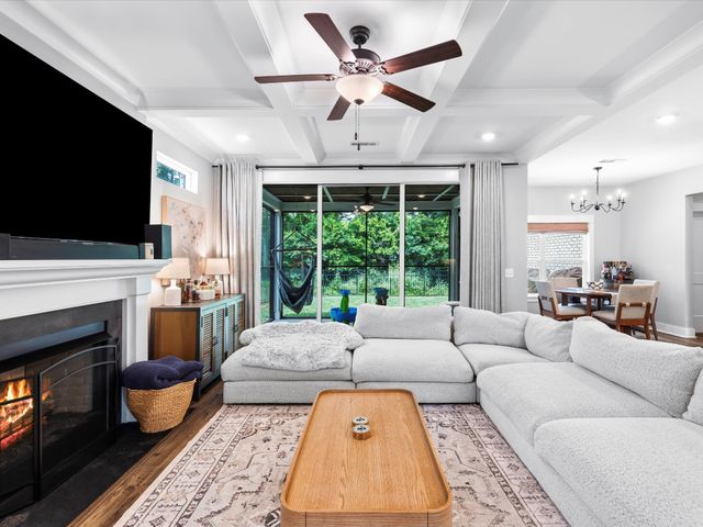 1107 Owen Layne Dr, Murfreesboro, TN 37129