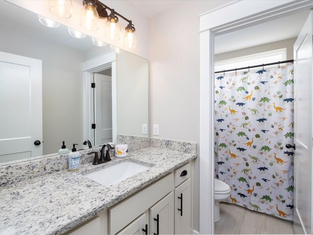 1107 Owen Layne Dr, Murfreesboro, TN 37129