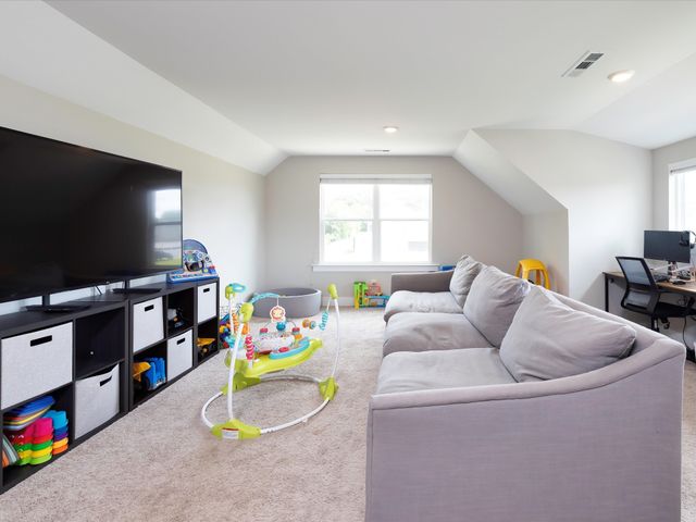 1107 Owen Layne Dr, Murfreesboro, TN 37129