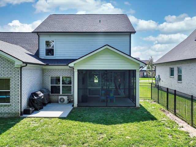 1107 Owen Layne Dr, Murfreesboro, TN 37129