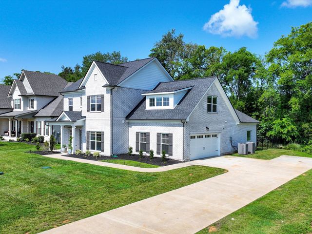 1107 Owen Layne Dr, Murfreesboro, TN 37129