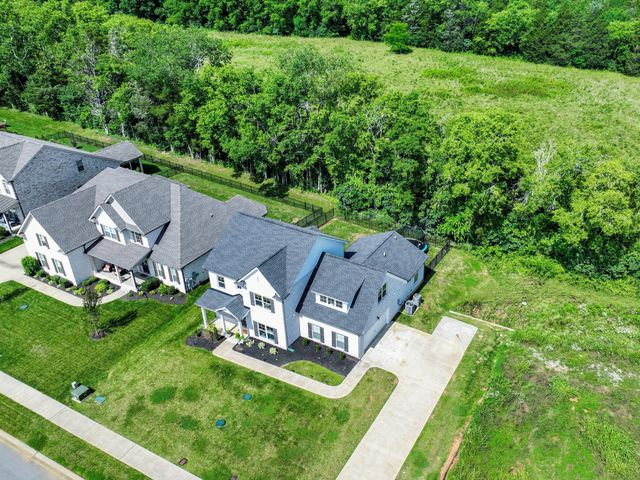 1107 Owen Layne Dr, Murfreesboro, TN 37129