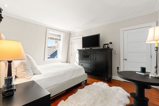 9 Cook Street 2, Boston, MA 02129