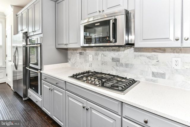 3735 POWELL LN, Falls Church, VA 22041