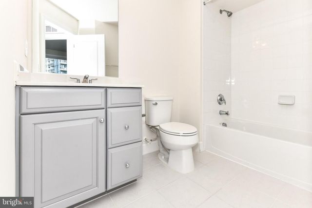 3735 POWELL LN, Falls Church, VA 22041