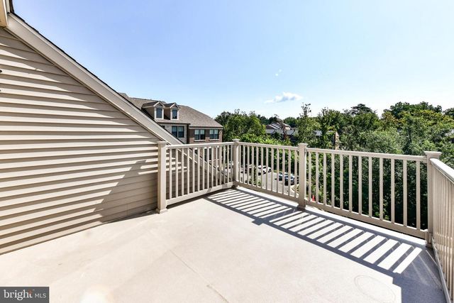 3735 POWELL LN, Falls Church, VA 22041