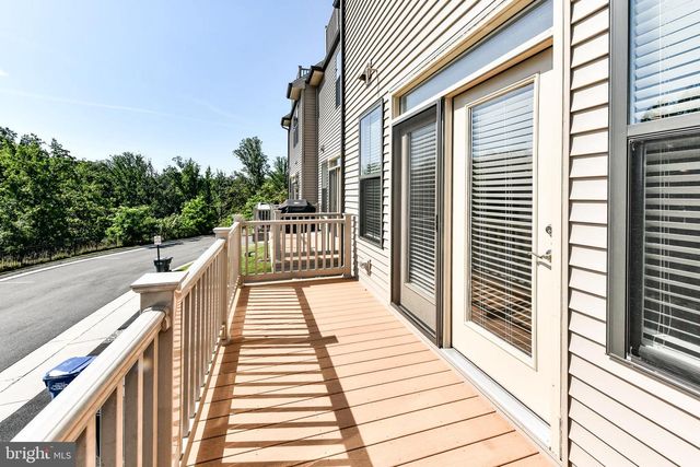 3735 POWELL LN, Falls Church, VA 22041