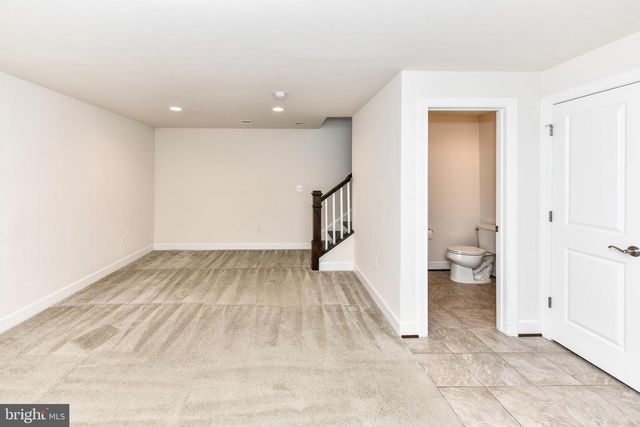 3735 POWELL LN, Falls Church, VA 22041