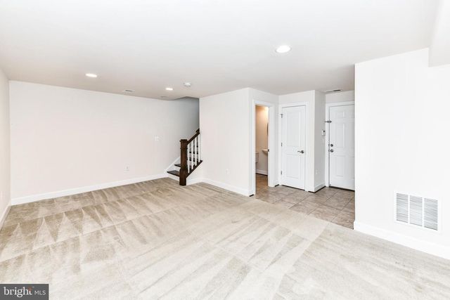 3735 POWELL LN, Falls Church, VA 22041