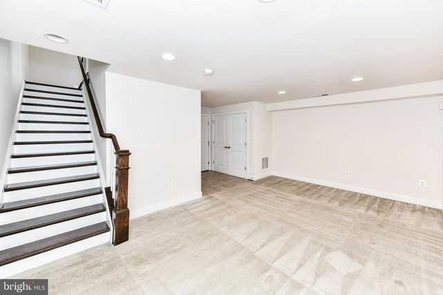 3735 POWELL LN, Falls Church, VA 22041