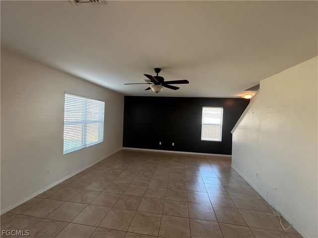 509 SW 27th TER, Cape Coral, FL 33914