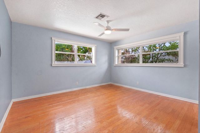 2729 NE 30TH Street, Lighthouse Point, FL 33064