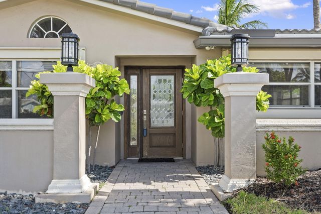 2729 NE 30TH Street, Lighthouse Point, FL 33064