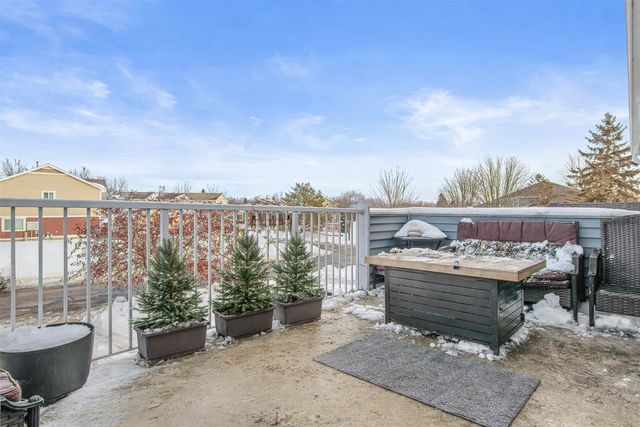 2209 E 117th Street E 109, Burnsville, MN 55337