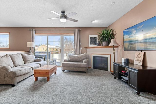 2209 E 117th Street E 109, Burnsville, MN 55337