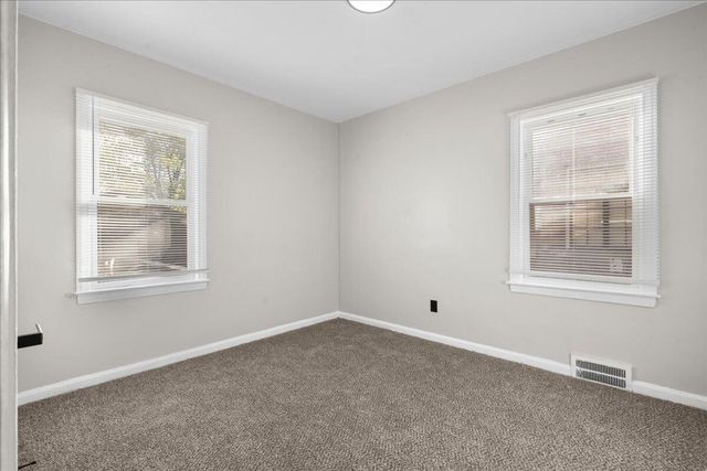10042 Grayton Street, Detroit, MI 48224