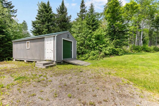 4121 Canaan Hill Road, Canaan, VT 05903